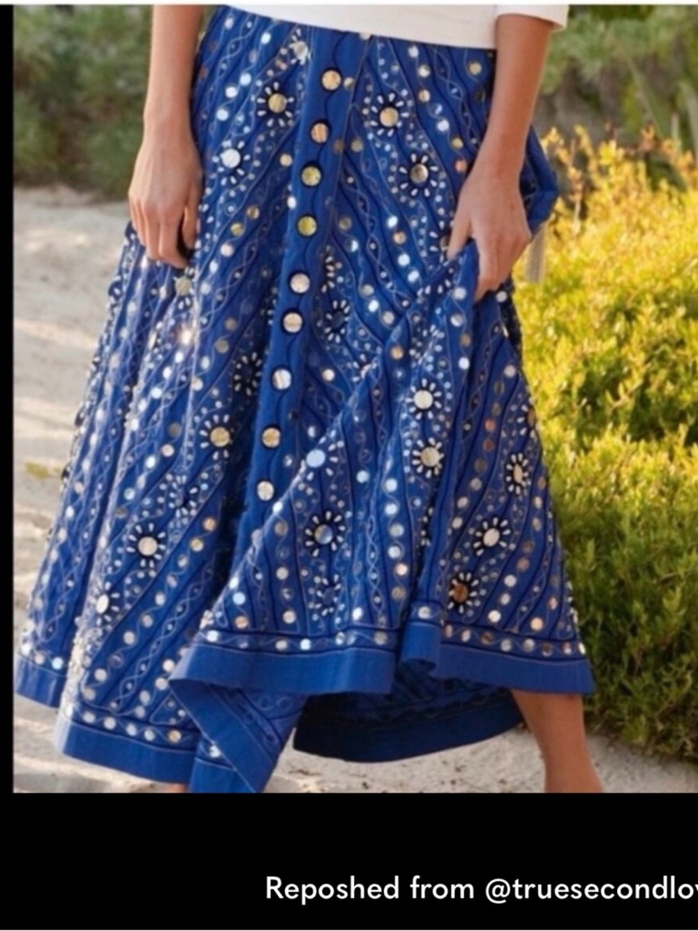 🔹🔷 ✨ Blue Embroidered Mirror Work Maxi Skirt by Soft Surroundings ✨🔷🔹